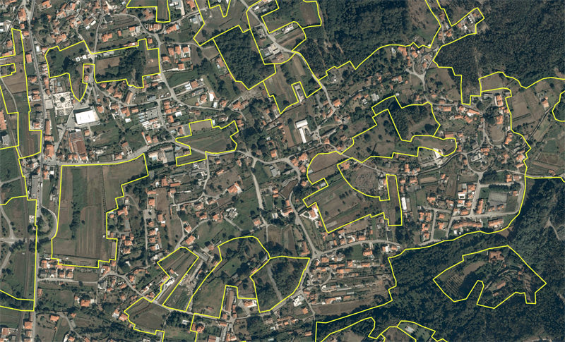 Ortofotomapa de área urbana descontínua em cor verdadeira — COS2018